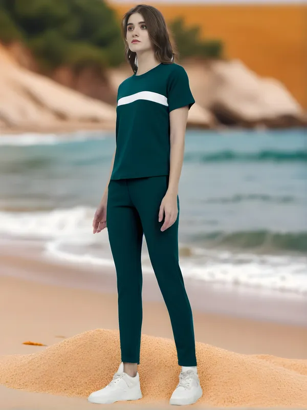 Green_&_White_Cotton_Blend_Solid_Regular_Track_Suit_For_Women