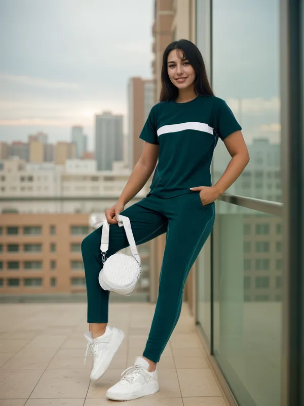 Dark_Green_&_White_Cotton_Blend_Solid_Regular_Track_Suit_For_Women