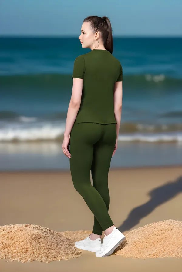 Green_Cotton_Blend_Solid_Regular_Track_Suit_For_Women