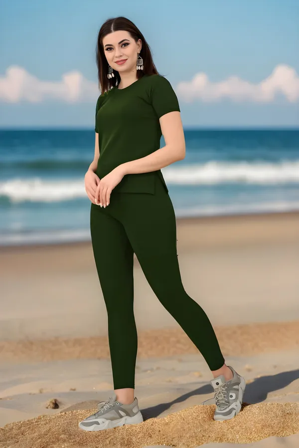Dark_Green_Cotton_Blend_Solid_Regular_Track_Suit_For_Women