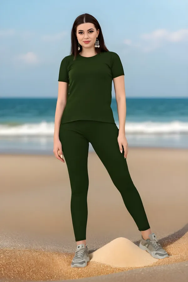 Dark_Green_Cotton_Blend_Solid_Regular_Track_Suit_For_Women