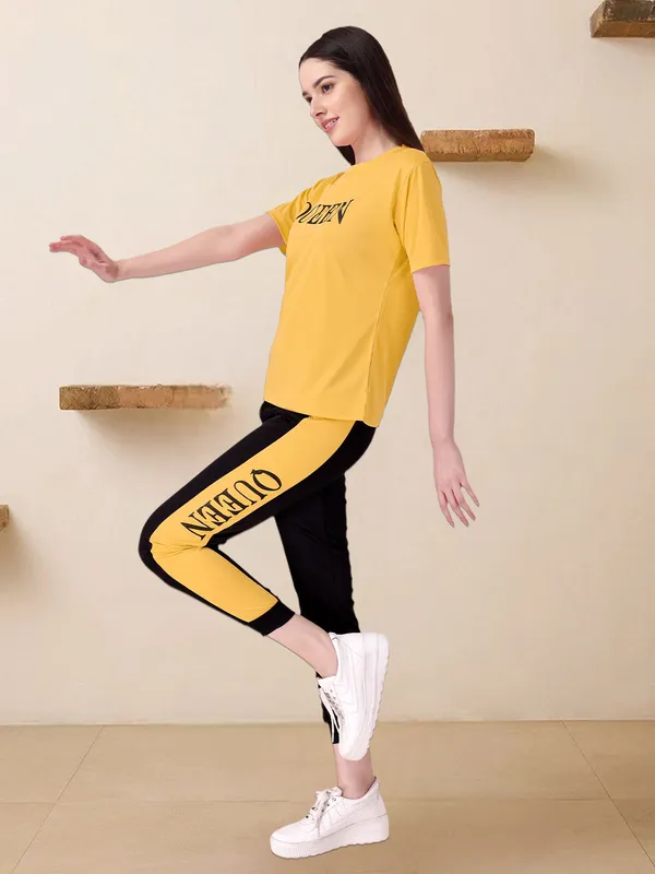 Stylish_Women’s_Queen_Print_T-Shirt_&_Track_Pant_Co-Ord_Set_|_Comfortable_Casual_Wear_for_Daily,_Travel_&_Lounge