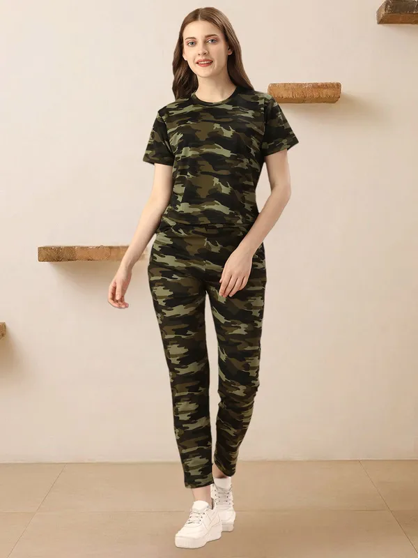 Tracksuit_For_Women_With_Cotton_Lycra_Fabric_-_Comfortable_Gym_Wear_For_Women_-_Activewear_Set_For_Yoga,_Running,_Jogging,_Sports,_Travel,_Night_Dress