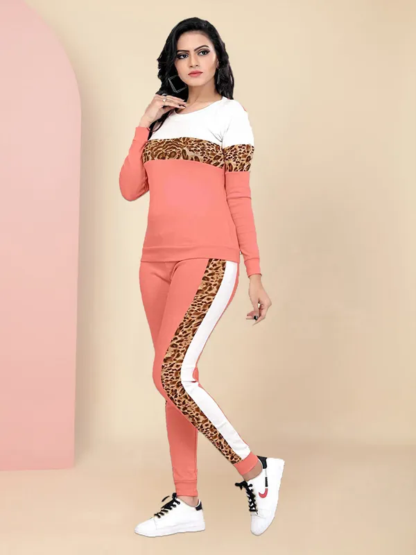 Women_Peach_Dailywear_Active_Wear_Top_Bottom_Suits_Track_Suit_Activewear_/_Yogawear_/_Gymwea_/_winterwear_/_track_suit_for_women_summer_/_new_track_suit_/_track_suit_girls_/_track_suit_tranding_/_tracksuit_for_woman_/_track_pant_…!
