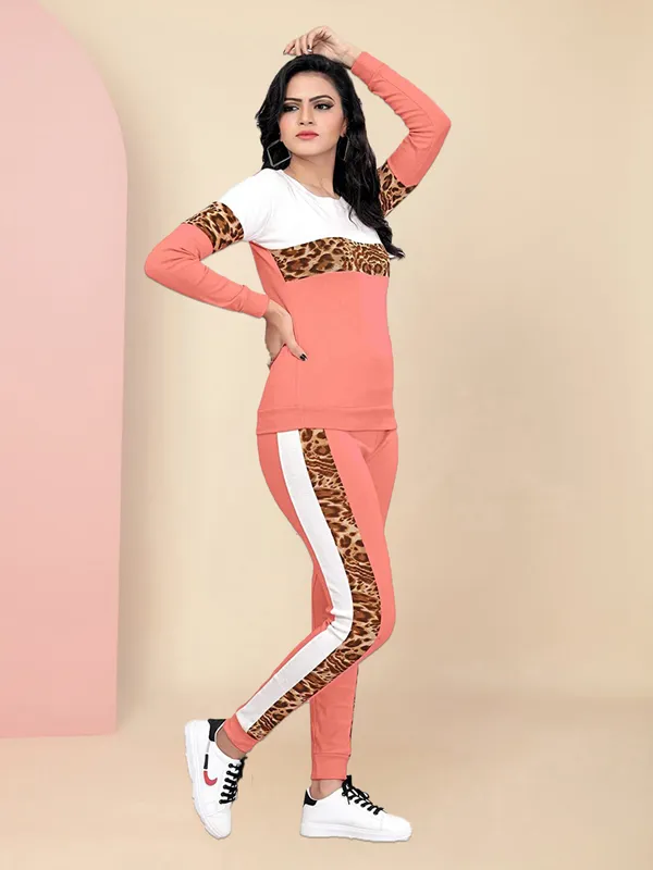 Women_Peach_Dailywear_Active_Wear_Top_Bottom_Suits_Track_Suit_Activewear_/_Yogawear_/_Gymwea_/_winterwear_/_track_suit_for_women_summer_/_new_track_suit_/_track_suit_girls_/_track_suit_tranding_/_tracksuit_for_woman_/_track_pant_…!