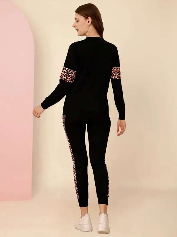 Women_Track_Suit_Ladies_T-Shirt_Women_Sports_Wear_And_Jogging,_Girl's_Activity_Clothing_Set,_Ladies_Tracksuit_Occasion_:_Girl's_Sports_Wear/_Women_Yoga_Wear/_Ladies_Gym_Wear/Ladies_Party_Wear/Girl's_Night_Wear/Women_Casual_Wear_Top_&_Bottom_Set_For_Ladies_Girl's,_Women...
