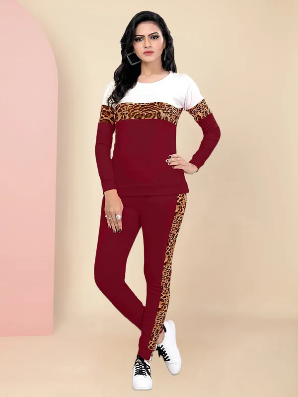 Women'_Black_Striped_Summer_Track_Suits_/_Activewear_/_Yogawear_/_Gymwea_/_winterwear_/_track_suit_for_women_summer_/_new_track_suit_/_track_suit_girls_/_track_suit_tranding_/_tracksuit_/_track_pant_.