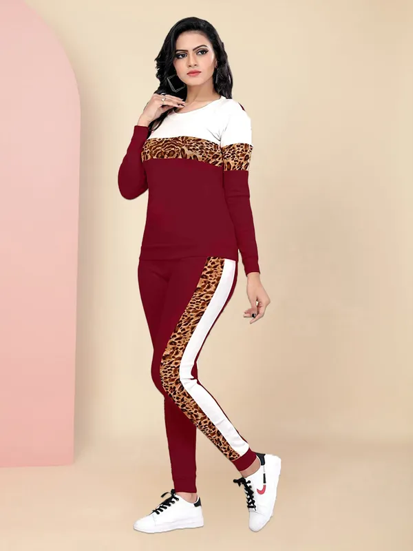 Women'_Black_Striped_Summer_Track_Suits_/_Activewear_/_Yogawear_/_Gymwea_/_winterwear_/_track_suit_for_women_summer_/_new_track_suit_/_track_suit_girls_/_track_suit_tranding_/_tracksuit_/_track_pant_.
