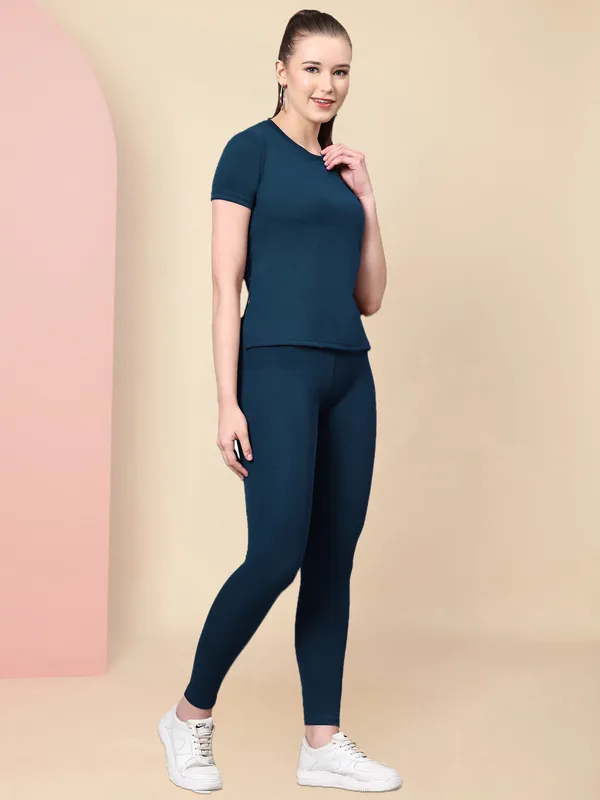 Blue_Activewear_T-Shirt_and_Leggings_Set_–_Stretchable_Sportswear_for_Fitness,_Yoga,_and_Daily_Wear
