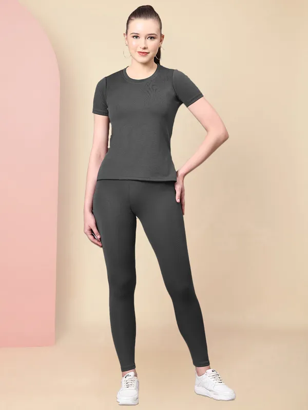 Grey_Activewear_T-Shirt_and_Leggings_Set_–_Stretchable_Sportswear_for_Fitness,_Yoga,_and_Daily_Wear