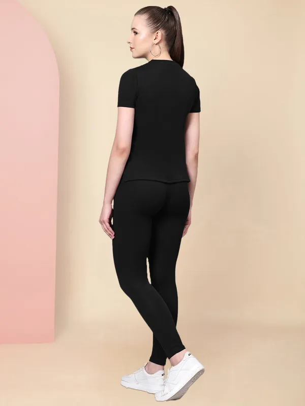 Black_Activewear_T-Shirt_and_Leggings_Set_–_Stretchable_Sportswear_for_Fitness,_Yoga,_and_Daily_Wear