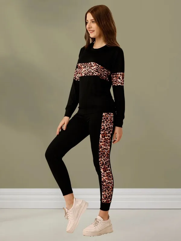 Women’s_Black_Printed_Tracksuit_Set_|_Full_Sleeve_Round_Neck_Top_&_Tapered_Track_Pants_with_Leopard_Print_Side_Stripes_|_Stylish_Sportswear_Co-Ord_Set_for_Gym,_Yoga,_Running_&_Casual_Wear