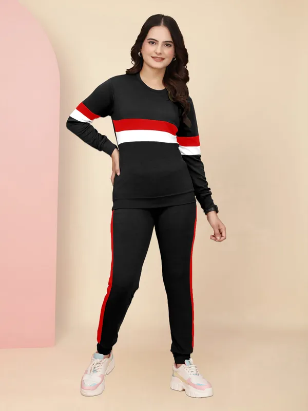 Women's_Casual_Round_Neck_Tracksuit_with_Contrast_Panel_and_Side_Stripe