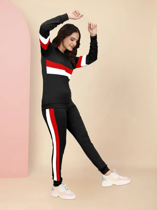 Women's_Casual_Round_Neck_Tracksuit_with_Contrast_Panel_and_Side_Stripe