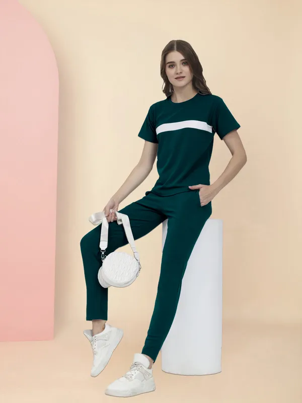 Green_Casual_Tracksuit_with_Side_Pockets_–_Round_Neck_T-Shirt_&_Slim_Fit_Joggers