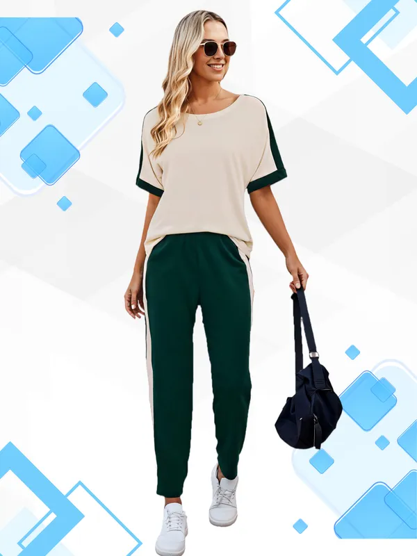 Women’s_Casual_Two-Piece_Tracksuit_with_Side_Pockets