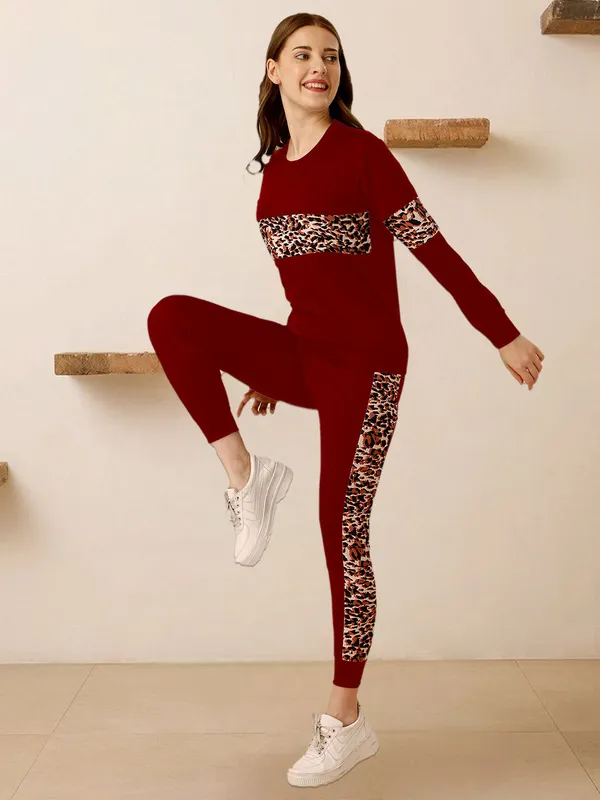 Women’s_Maroon_Leopard_Stripe_Activewear_Co-Ord_Set_|_Gym,_Running_&_Yoga_Wear