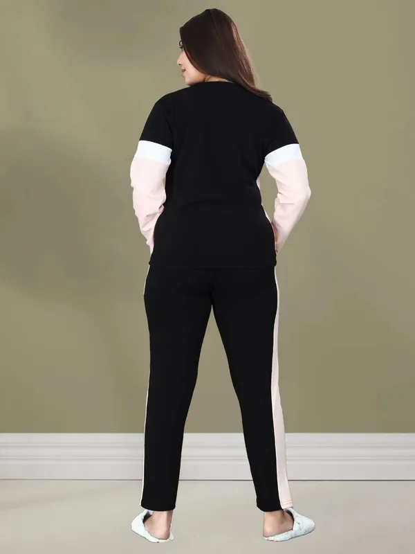 Women’s_Peach_Black_&_White_Cotton_Blend_Tracksuit_Set_with_Pocket_|_Half_Sleeve_Printed_Top_&_Side_Stripe_Track_Pants_|_Comfortable_Co-Ord_Set_for_Casual,_Gym_&_Lounge_Wear