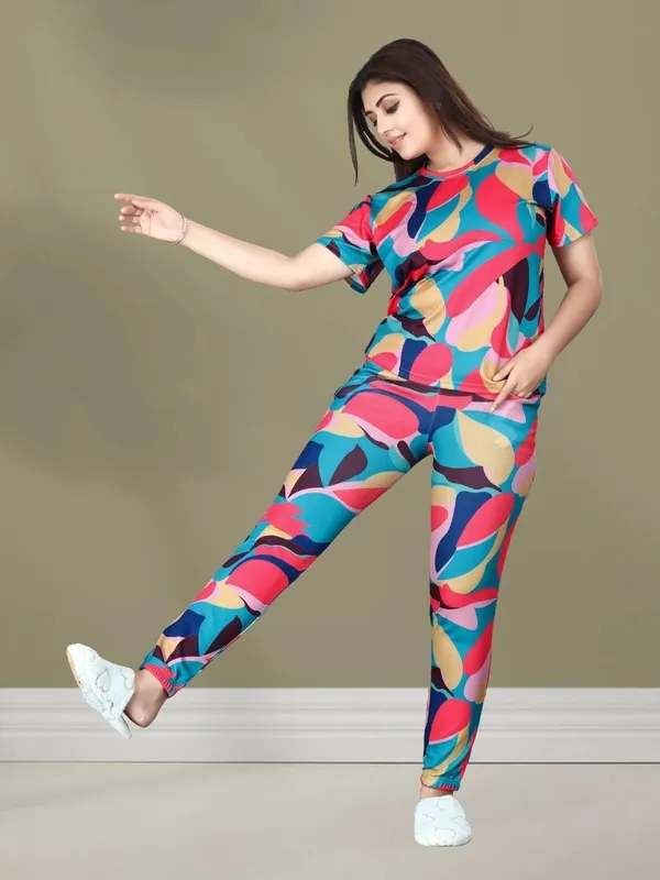 Women’s_Printed_Co-Ord_Set_with_Pocket_|_Half_Sleeve_Top_&_Jogger_Pants_|_Comfortable_Casual_Loungewear_Set