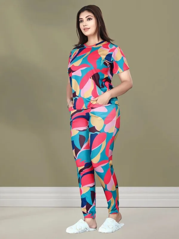 Women’s_Printed_Co-Ord_Set_with_Pocket_|_Half_Sleeve_Top_&_Jogger_Pants_|_Comfortable_Casual_Loungewear_Set