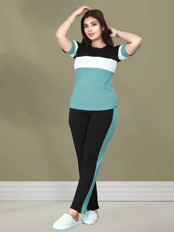 Women's_Printed_Color_Block_T-Shirt_&_Track_Pant_Set_with_Pocket_–_MF_With_Square