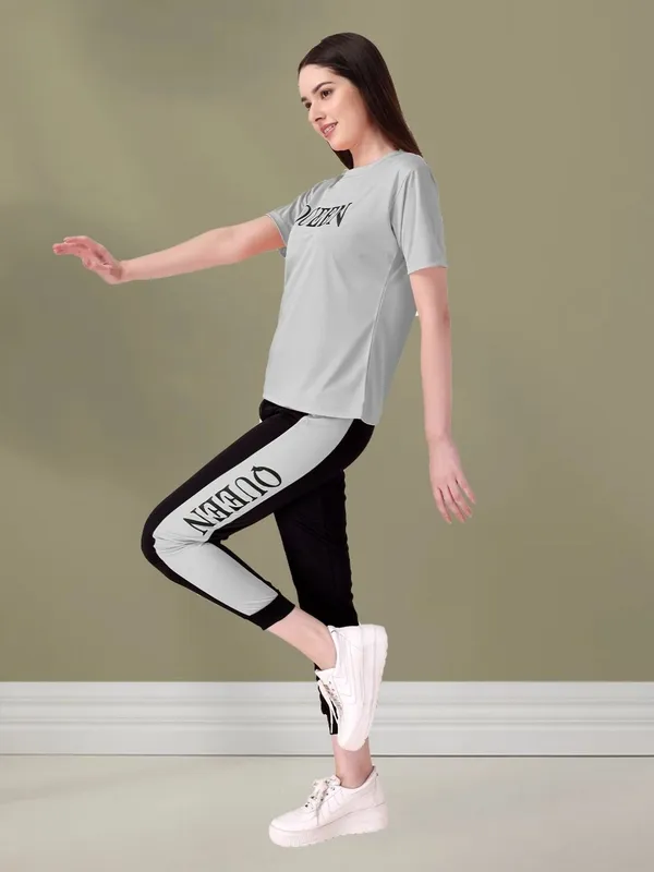 Women’s_Queen_Printed_T-Shirt_with_Black_Jogger_Set_|_Cotton_Blend_Half_Sleeve_Round_Neck_Co-Ord_Set_|_Casual_Wear_&_Daily_Wear