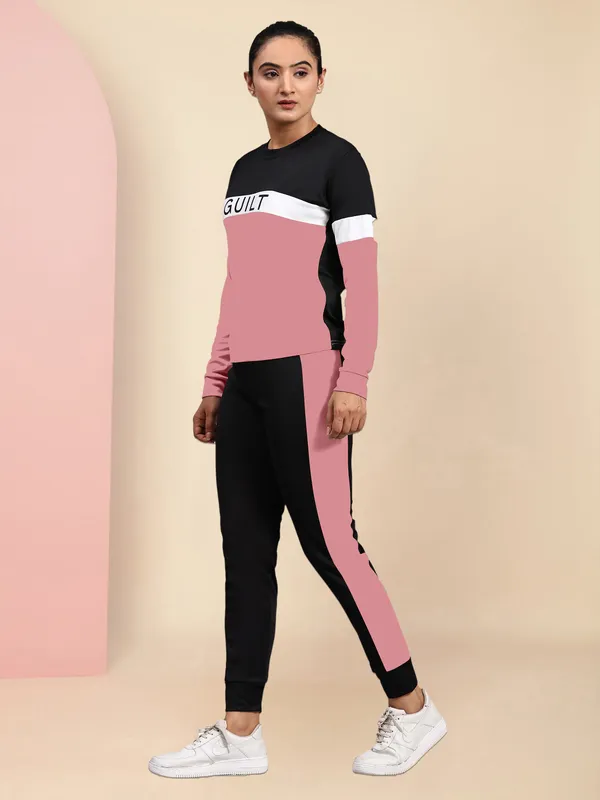 Women’s_Stylish_Colorblock_Tracksuit_with_Long_Sleeve_Top_and_Jogger_Pants