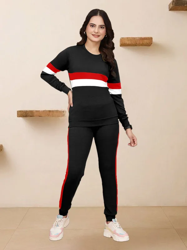Women’s_Stylish_Full_Sleeve_T-Shirt_&_Track_Pant_Co-Ord_Set