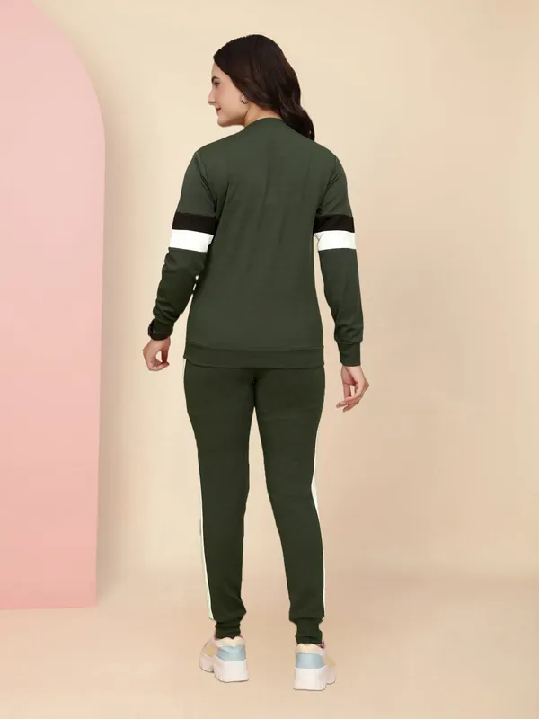 Multicolor_Track_Suit_Printed_&_track_suit_for_women