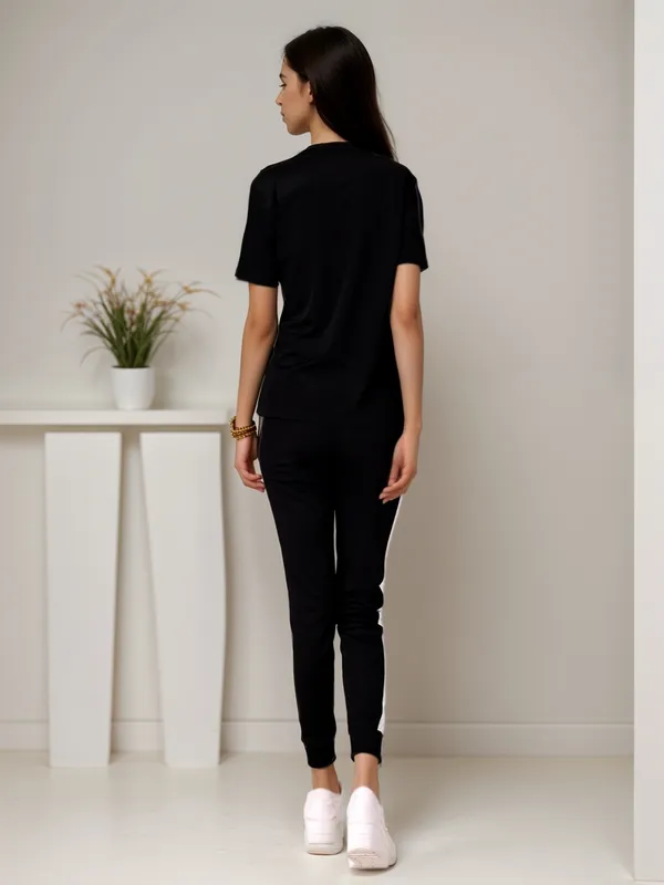Black_Cotton_Blend_Printed_Regular_Track_Suit_For_Women