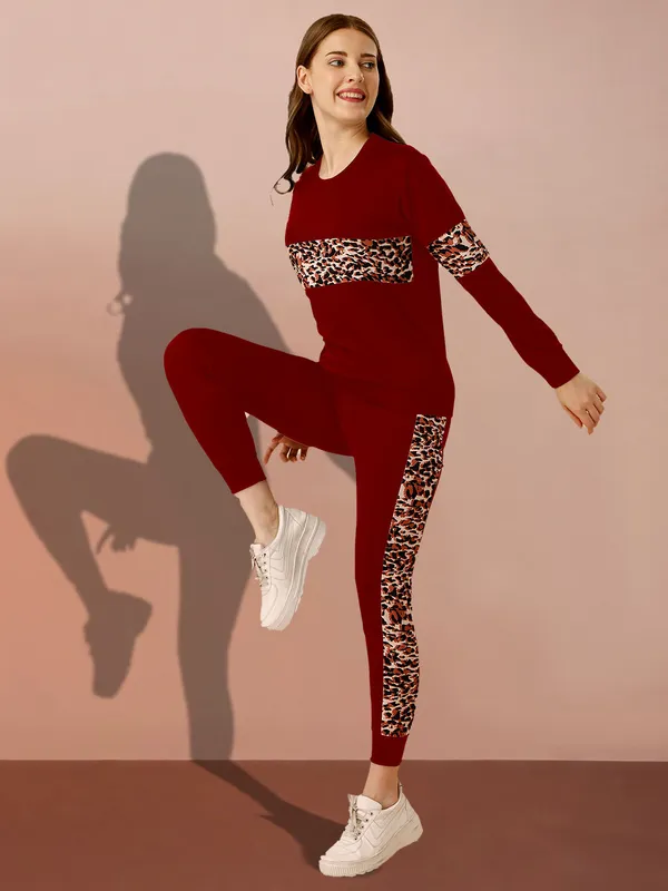 Multicolor_Cotton_Blend_Animal_Print_Regular_Track_Suit_For_Women