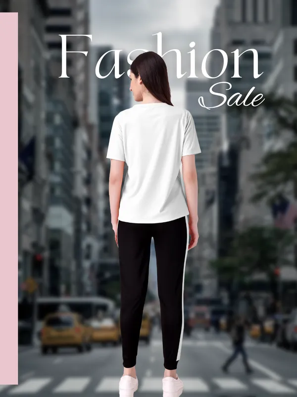 White_&_Black_Cotton_Blend_Striped_Regular_Track_Suit_For_Women