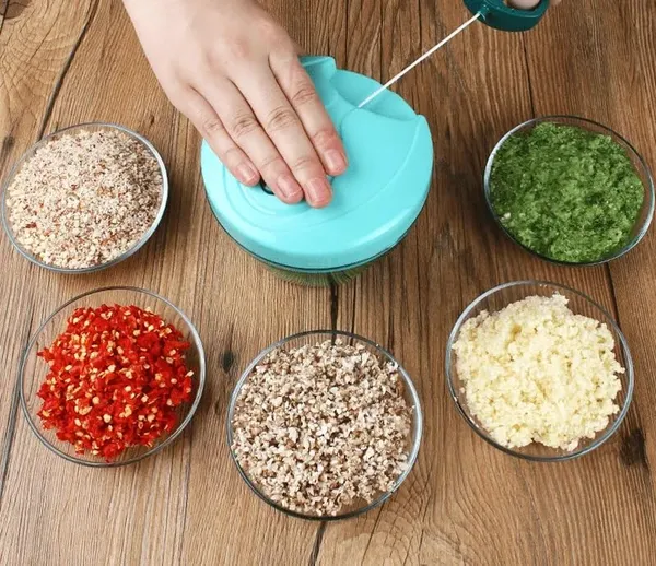 Sky_Blue-Plastic-Chopper_For_Kitchen