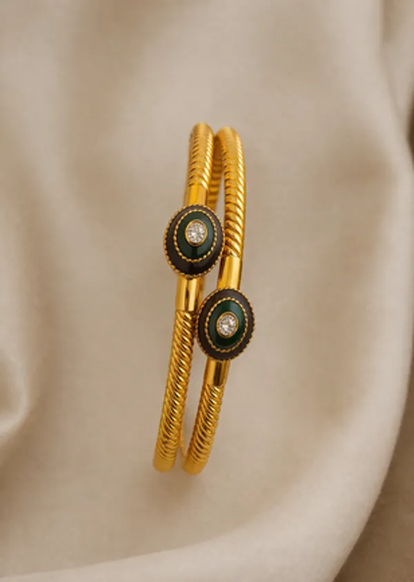 Gold_Brass_Premium_&_Elegant_Bangles_For_Women