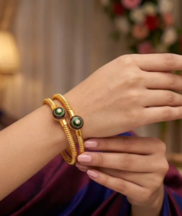 Gold_Brass_Premium_&_Elegant_Bangles_For_Women