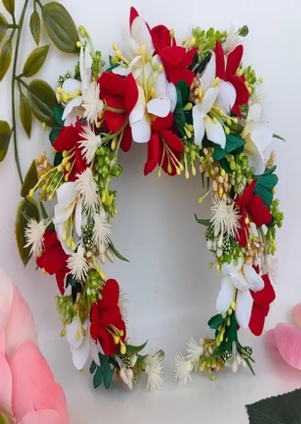 Red_Artificial_Flower_Hair_Gajra_For_Women