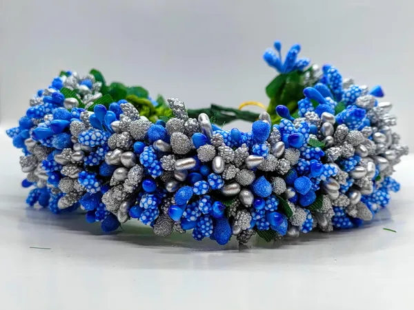 Blue_&_Silver_Pollens_Gajra