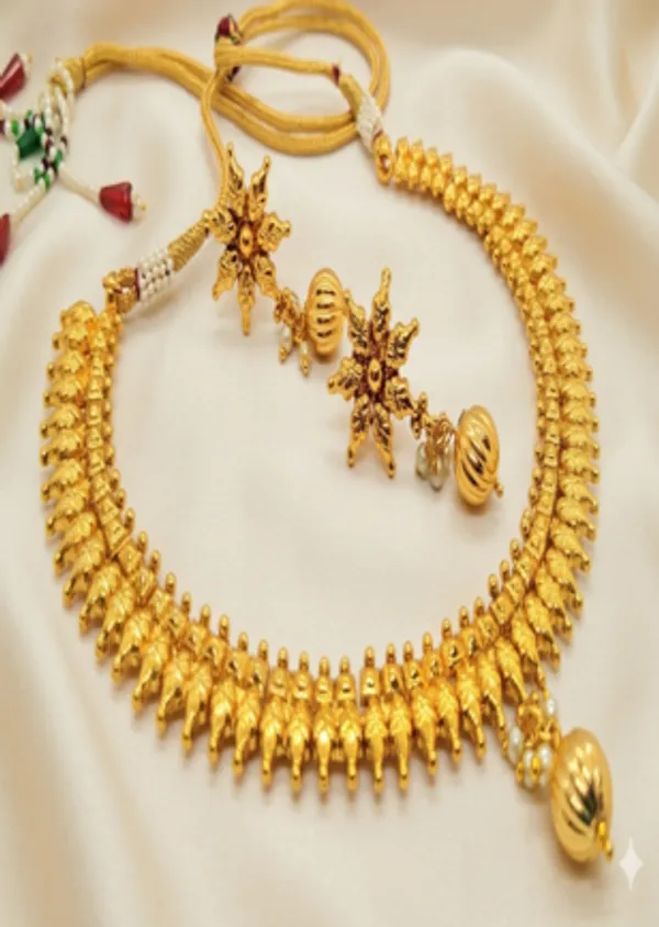 Metallic_Necklace_Set_with_gold_ball_drops