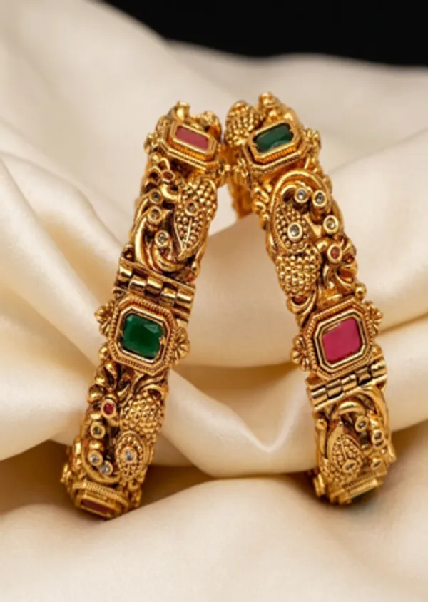 Nakshi_Bridal_Bangles(open_type)