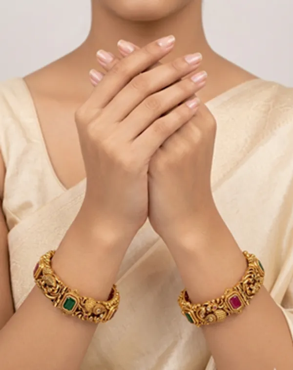 Nakshi_Bridal_Bangles(open_type)