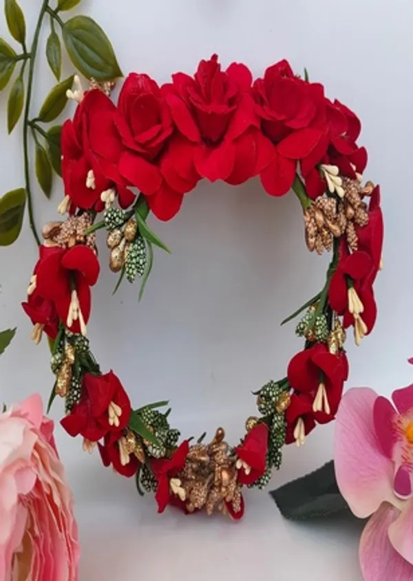 Red_Artificial_Flower_Hair_Gajra_For_Women