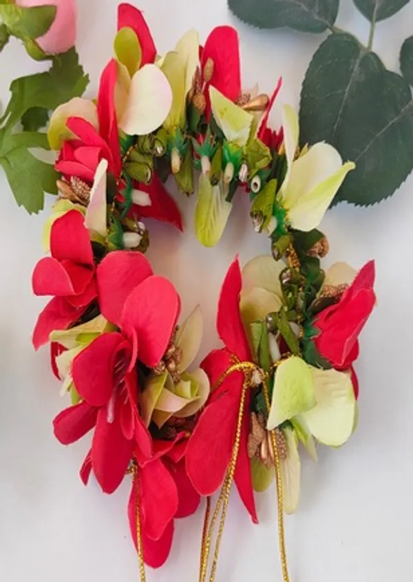 Red_&_Green_Artificial_Flower_Hair_Gajra_|_For_Women_Hair_Styling