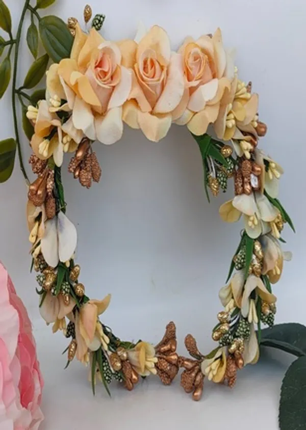 Gold_Artificial_Flower_Hair_Gajra_|_For_Women_Hair_Styling