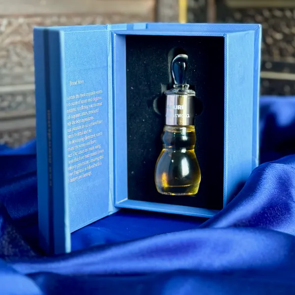 Luxurious_Azure_Attar_For_Unisex