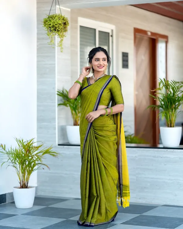Mehandi_Pure_Cotton_Premium_&_Elegant_Saree_With_Running_Blouse_For_Women