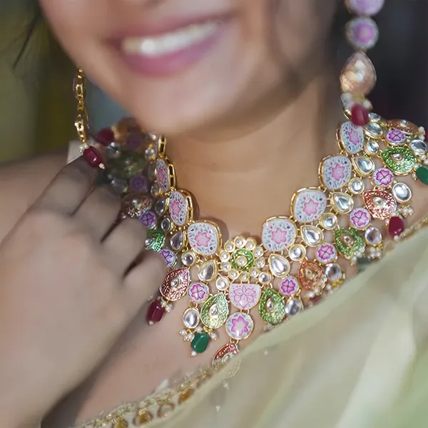 Maroon_&_Green_Premium_Kundan_Meenakari_Floral_Set_(08-0115)