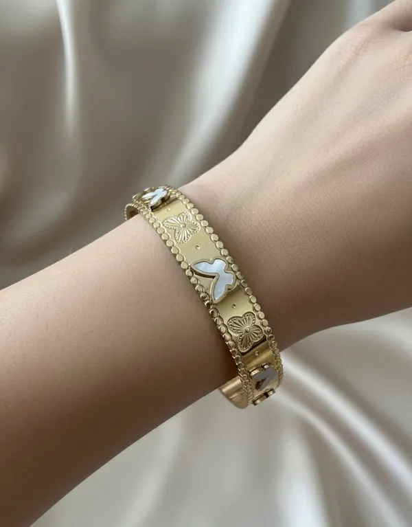 Gold_&_White_Butterfly_Bracelet_For_Women