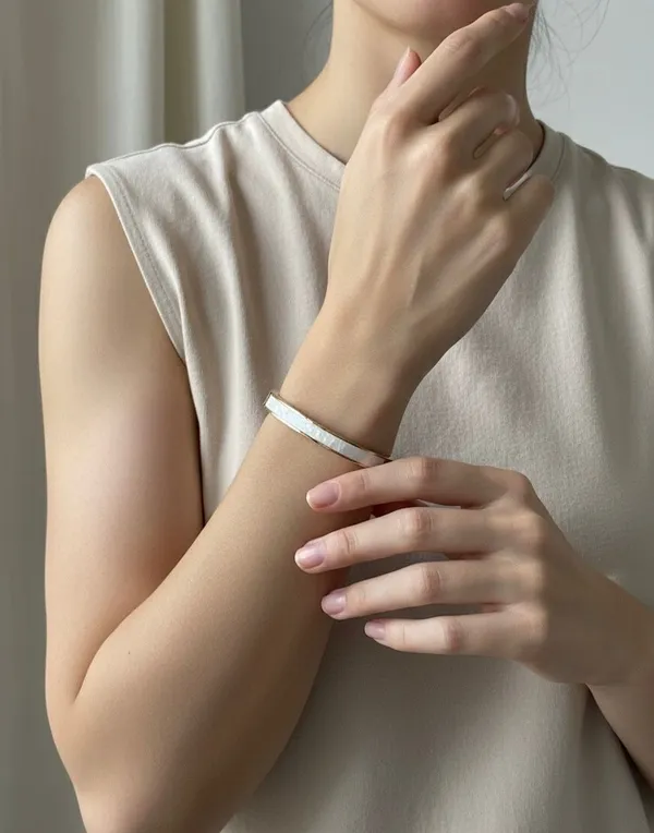 Gold_&_Ivory_Eterna_Flow_Bracelet_For_Women