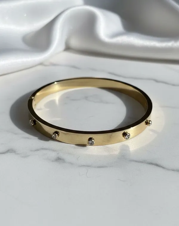 Gold_Radiant_Cuff_For_Women