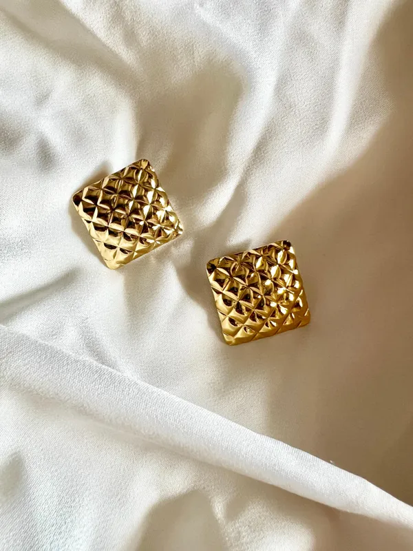 Gold_Gold_Rush_Studs_For_Women